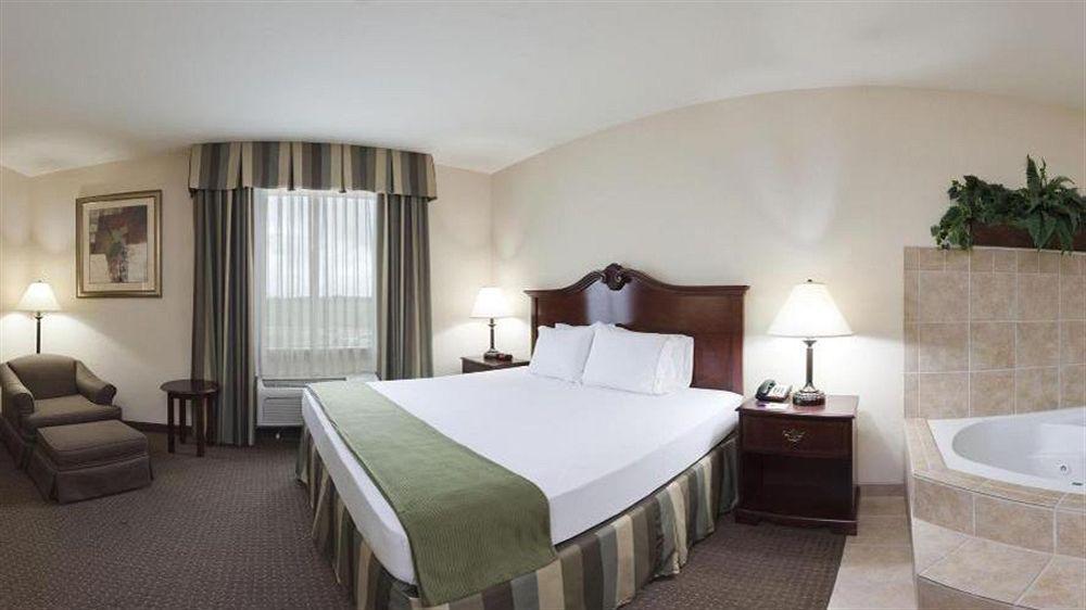 Holiday Inn Express Hotel & Suites Woodward Hwy 270 By Ihg Exteriör bild