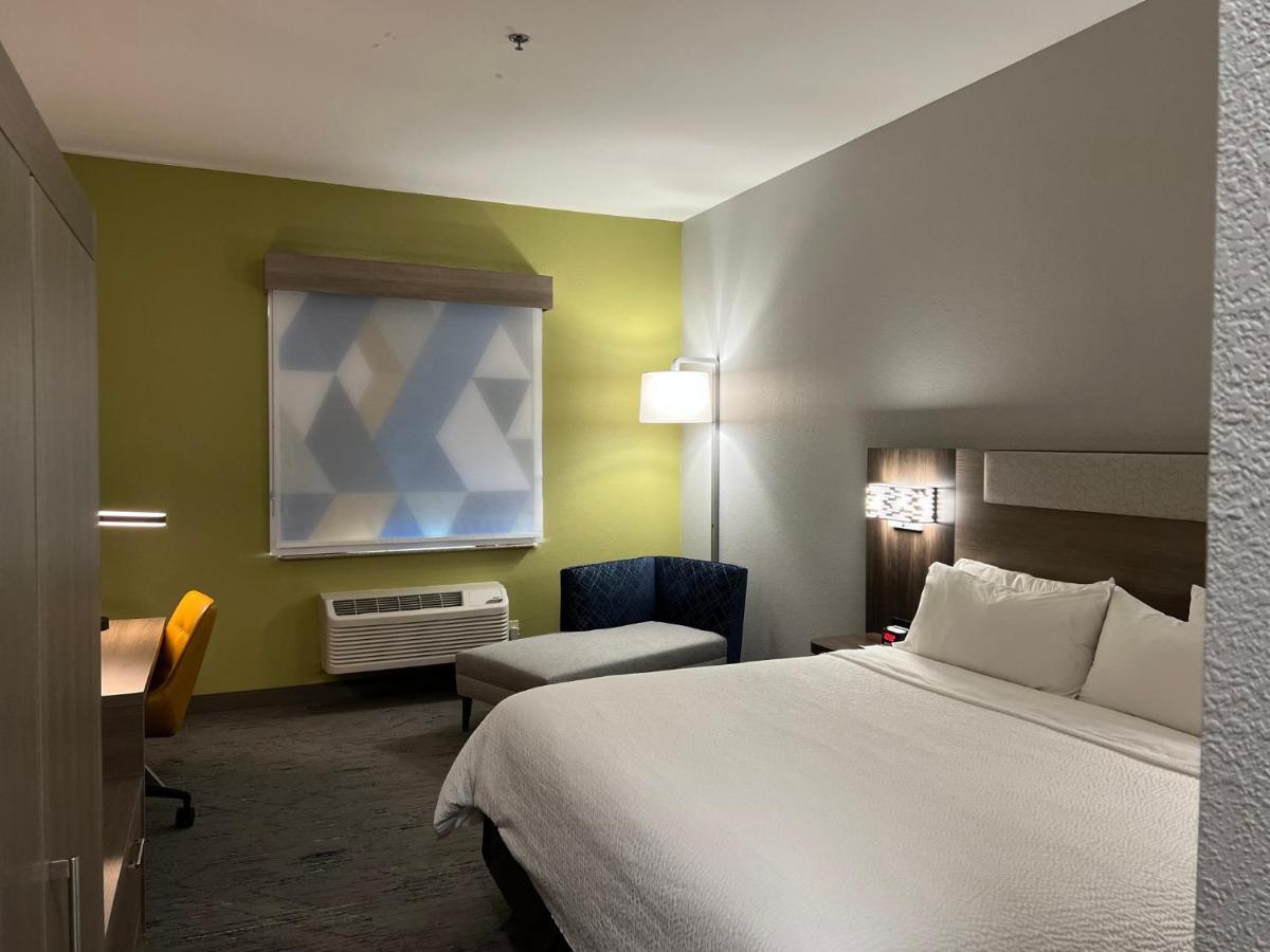 Holiday Inn Express Hotel & Suites Woodward Hwy 270 By Ihg Exteriör bild