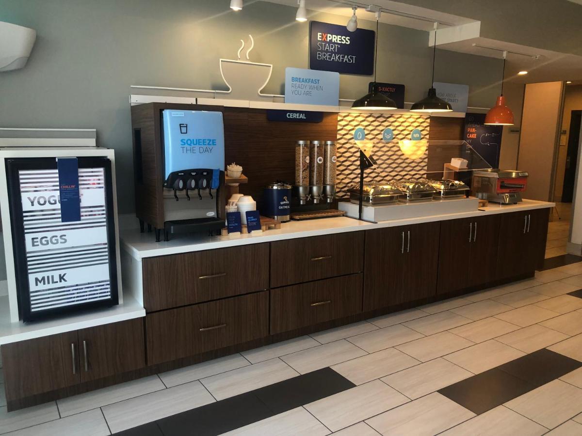 Holiday Inn Express Hotel & Suites Woodward Hwy 270 By Ihg Exteriör bild