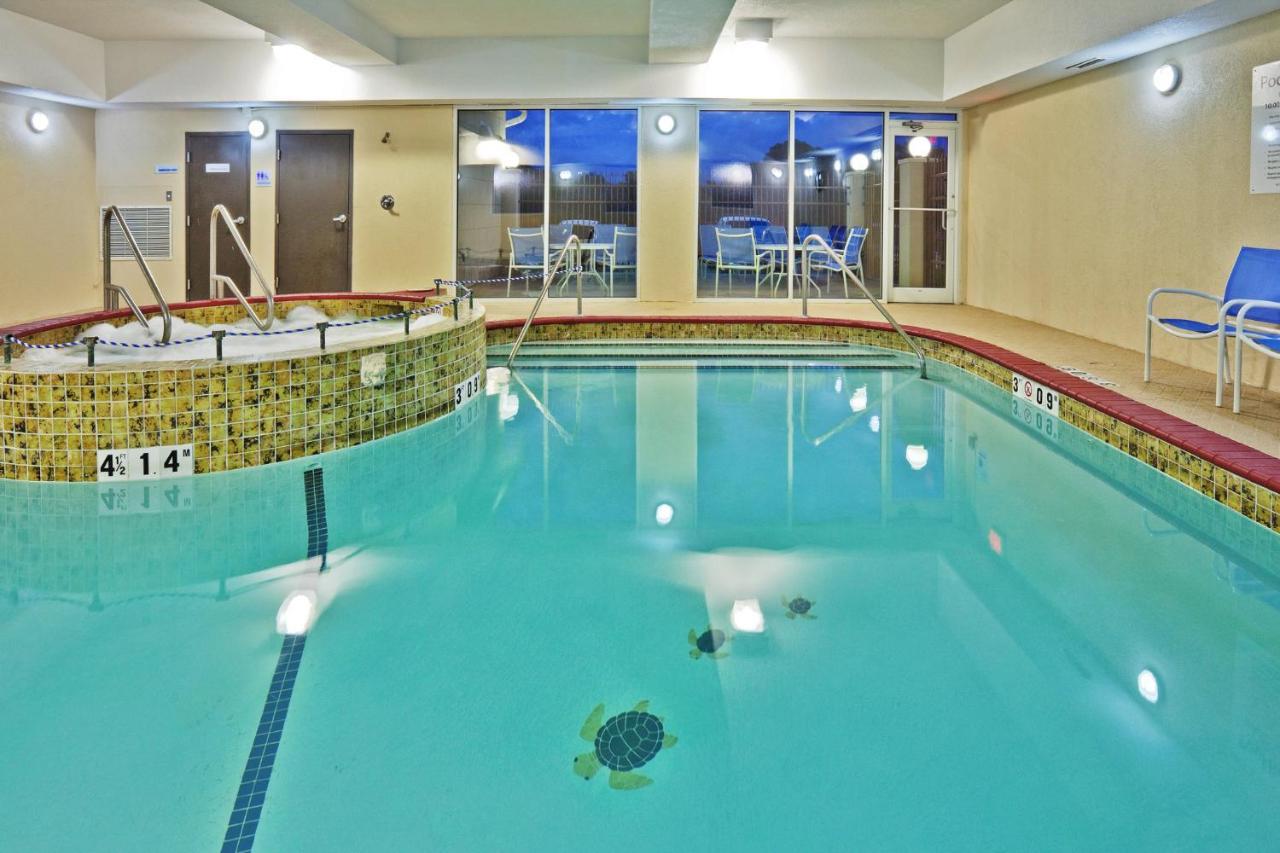 Holiday Inn Express Hotel & Suites Woodward Hwy 270 By Ihg Exteriör bild